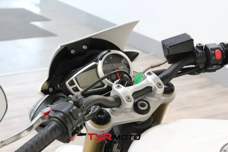 Triumph Street Triple ABS (2013 - 17) (13)