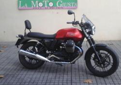 Moto Guzzi V7 II Stone (2015 - 17) usata