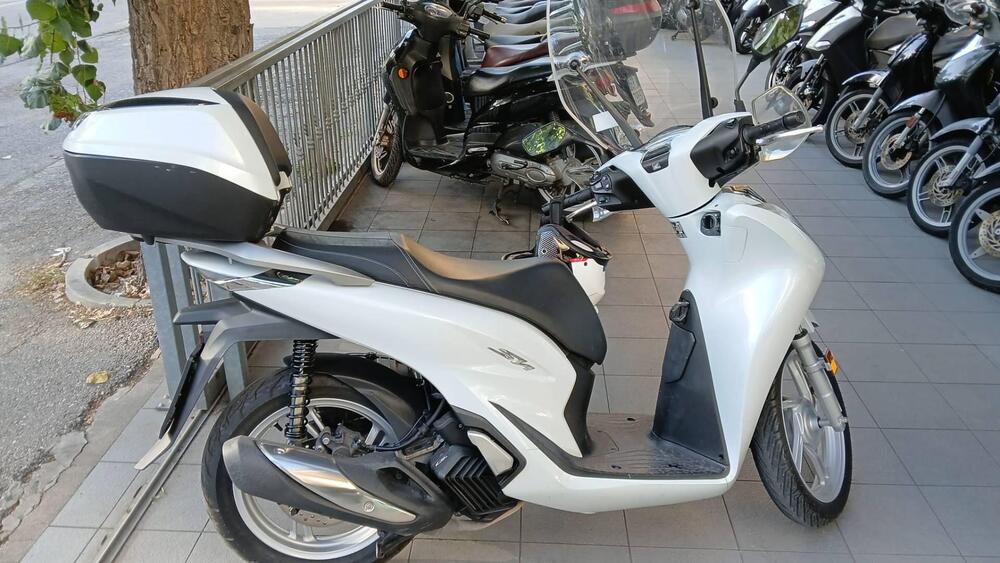 Honda SH 125i (2020 - 23) (2)