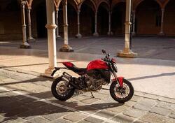 Ducati Monster 890 (2026) nuova