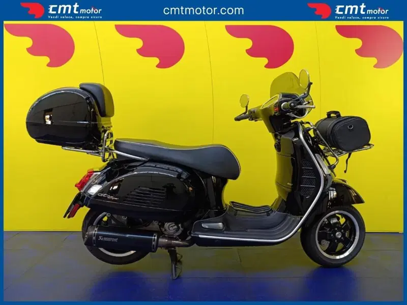 Vespa GTS 300 Hpe (2019)