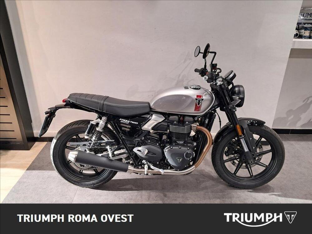 Triumph Speed Twin 900 (2025) (2)