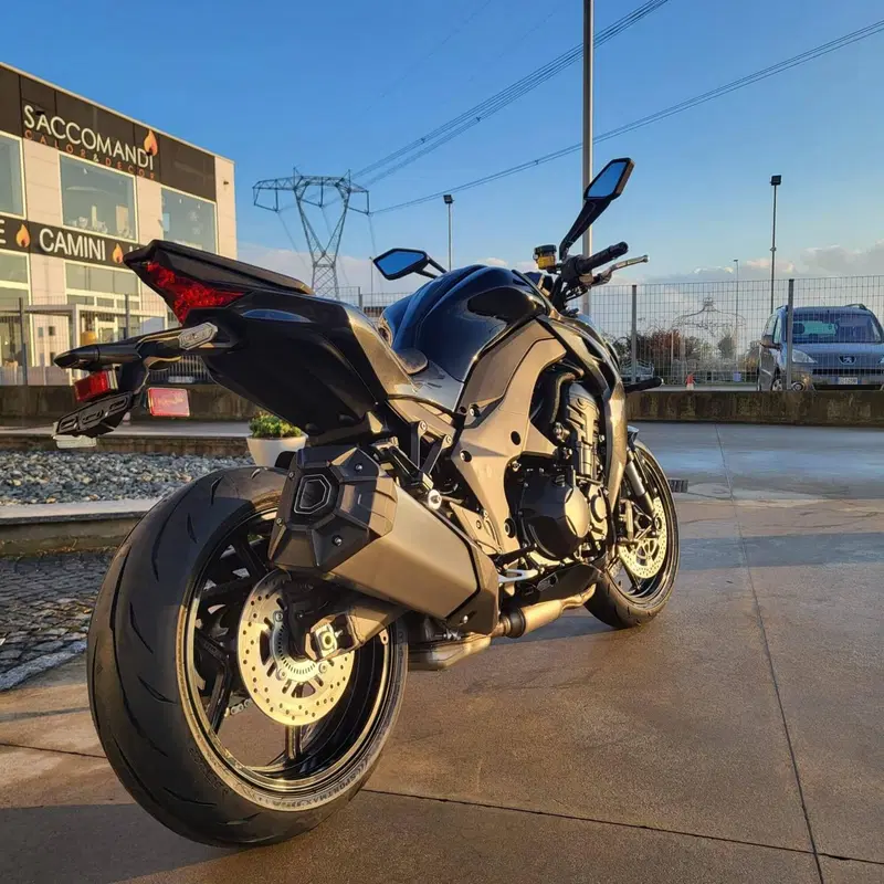 Kawasaki Z 1100 (2026) (3)