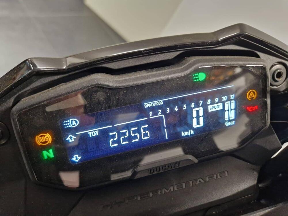 Ducati Hypermotard 698 Mono RVE (2024 - 25) (3)