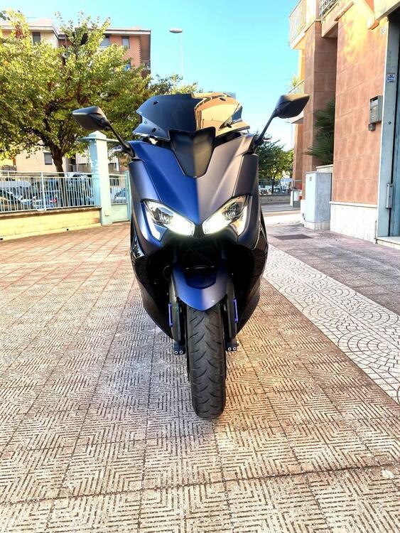 Yamaha T-Max 530 DX (2017 - 19) (2)