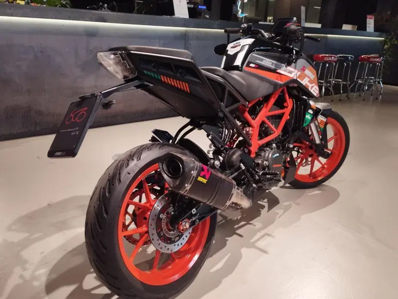 KTM 125 Duke (2021 - 23) (4)