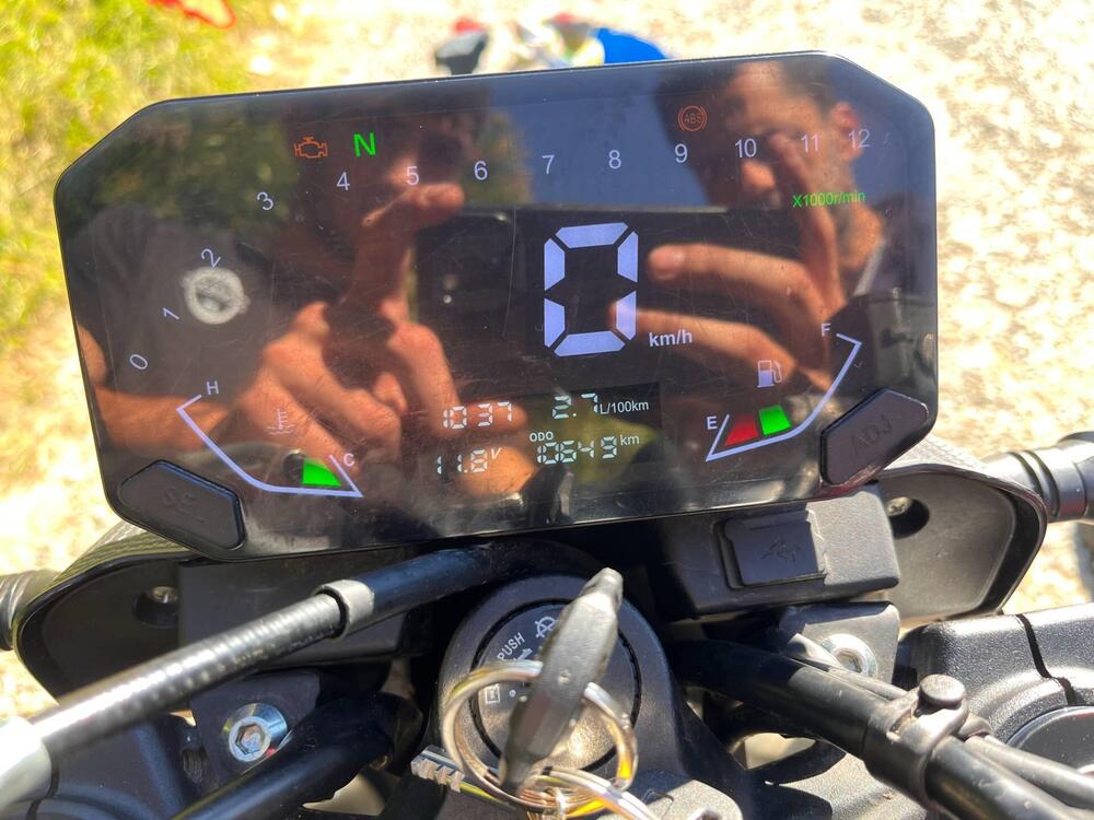 Voge Brivido 125R (2023 - 25) (5)