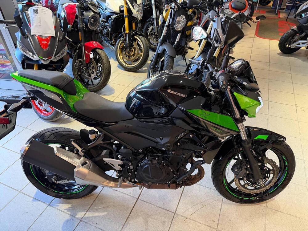 Kawasaki Z 400 (2023) (3)