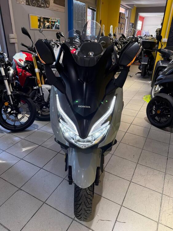 Honda Forza 350 (2022 - 24) (3)