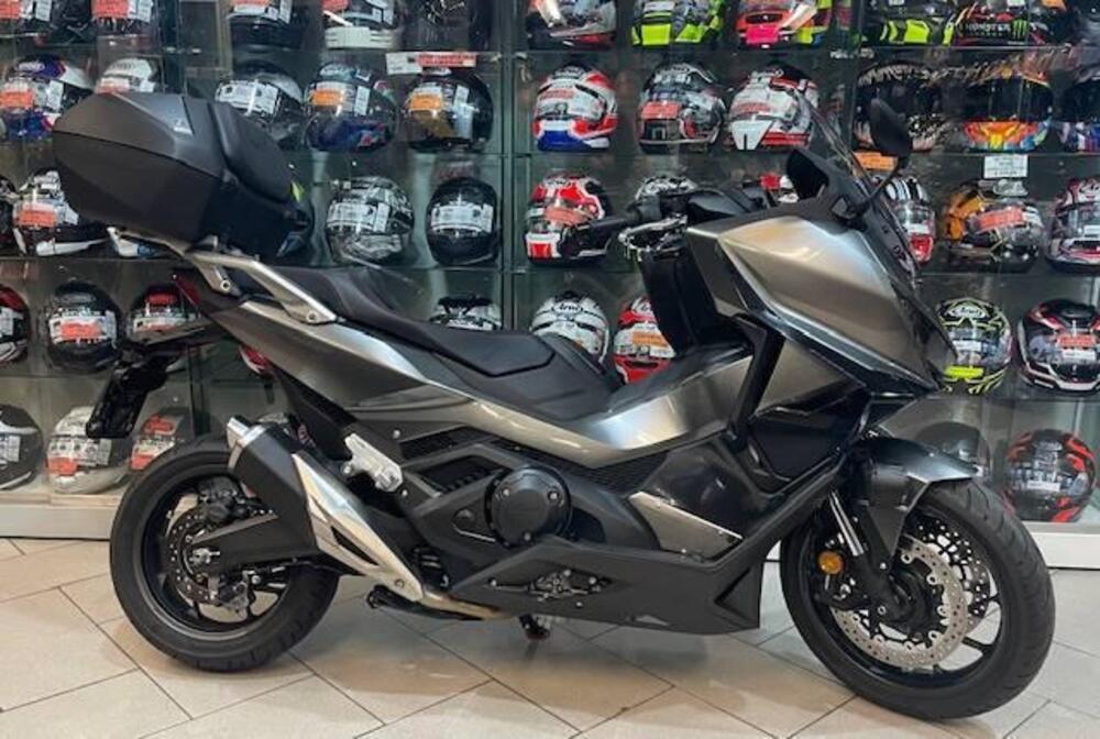 Honda Forza 750 (2025)