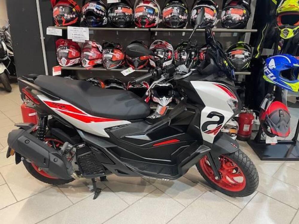Aprilia SR GT 200 Sport (2025)