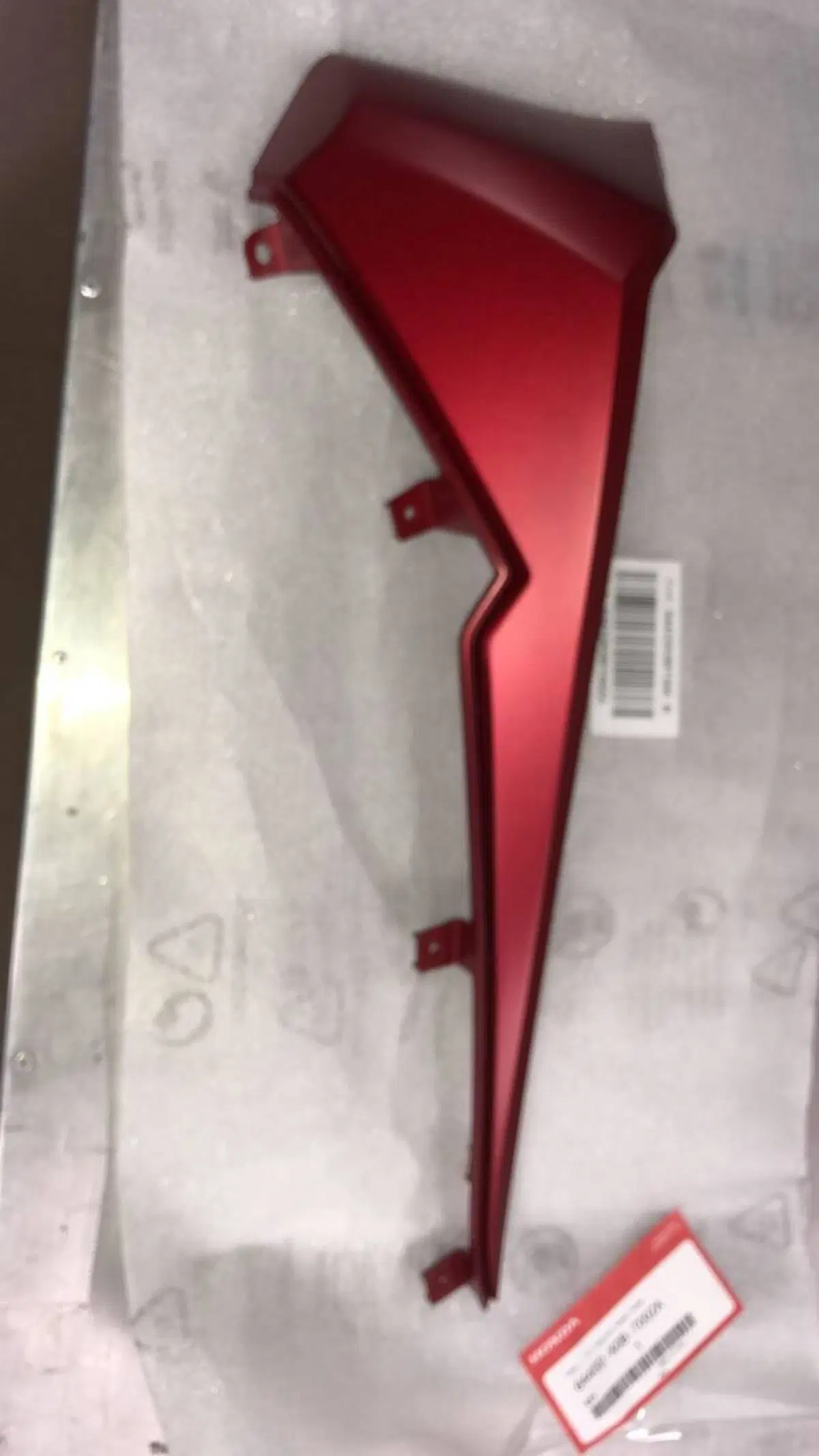 Coperchio ant sx Honda Forza 125/350 64432K0ET00ZA (2)