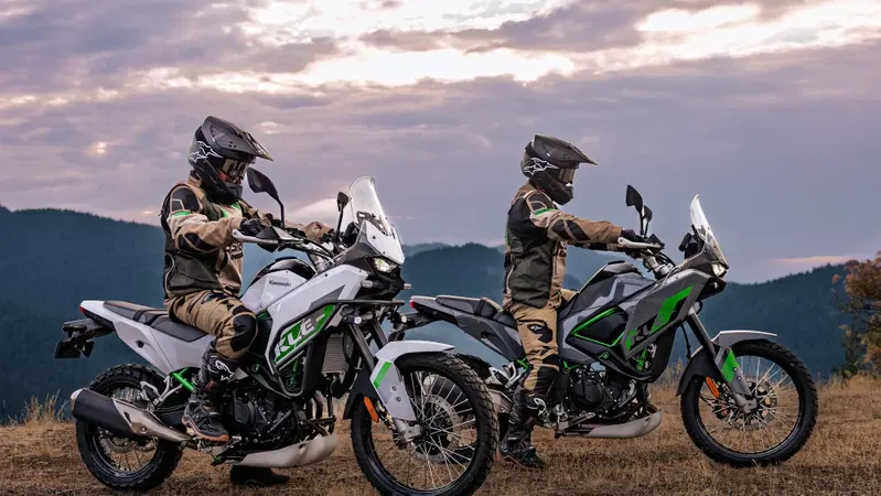 Nuova KLE500: Kawasaki riporta in vita la leggenda pronta per ogni terreno [VIDEO e GALLERY]