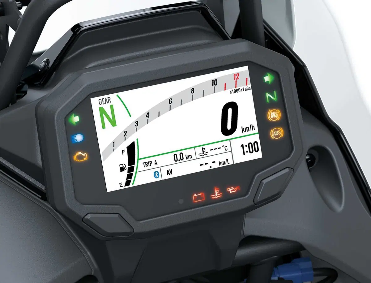 Nuova KLE500: Kawasaki riporta in vita la leggenda pronta per ogni terreno [VIDEO e GALLERY] (12)