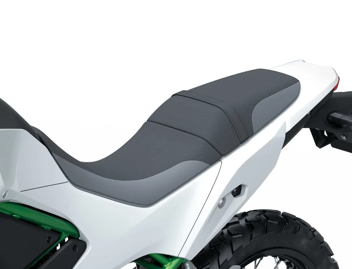 Nuova KLE500: Kawasaki riporta in vita la leggenda pronta per ogni terreno [VIDEO e GALLERY] (22)