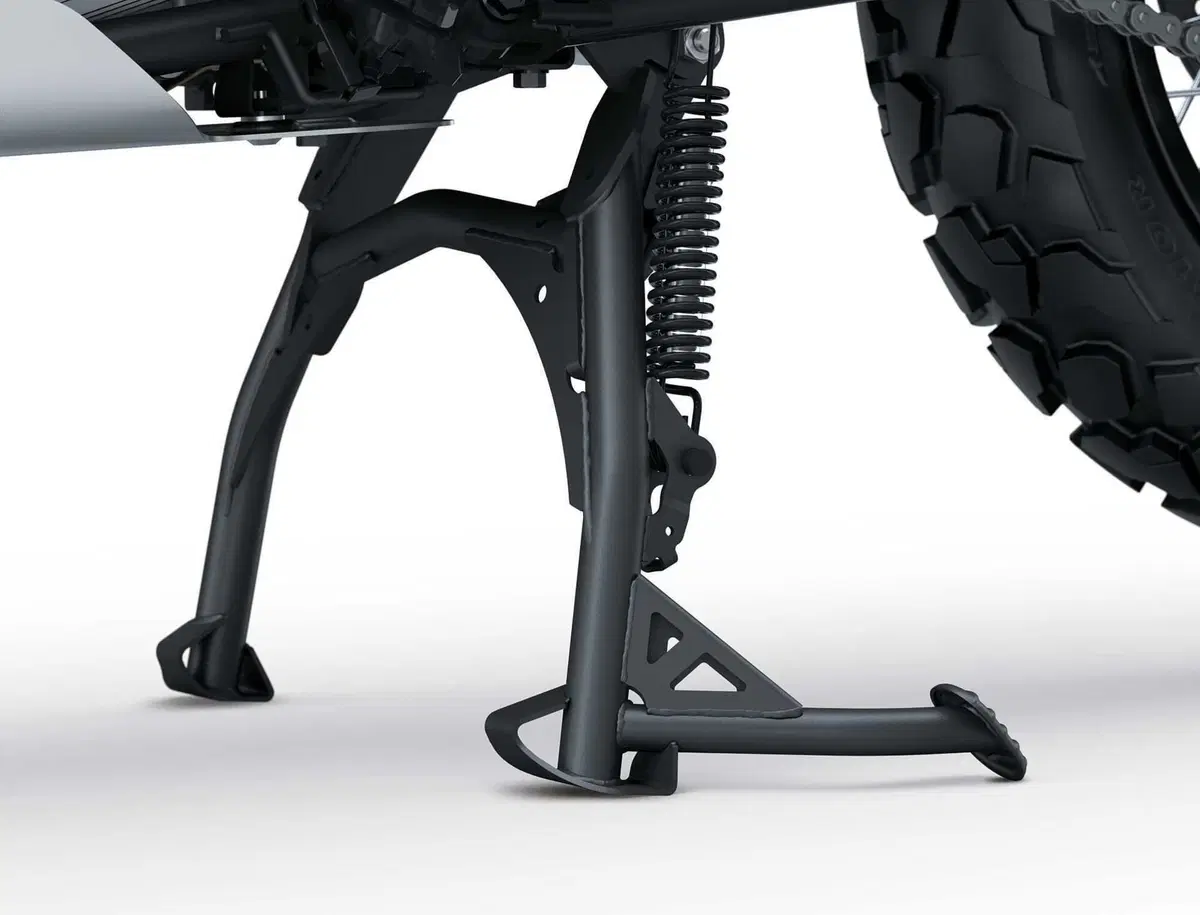 Nuova KLE500: Kawasaki riporta in vita la leggenda pronta per ogni terreno [VIDEO e GALLERY] (24)