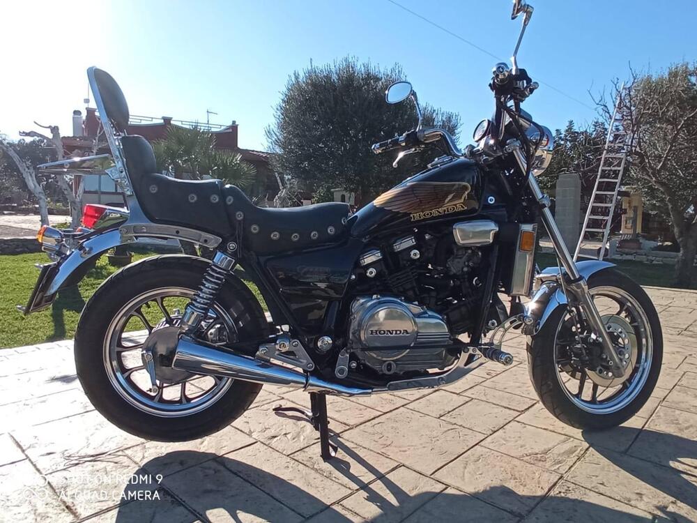 Honda VF 750 F (1984 - 89)