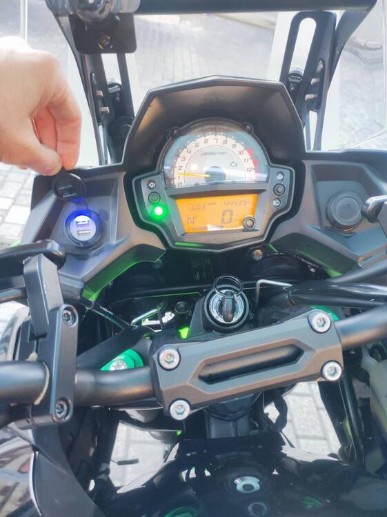 Kawasaki Versys 650 Tourer Plus (2021) (3)