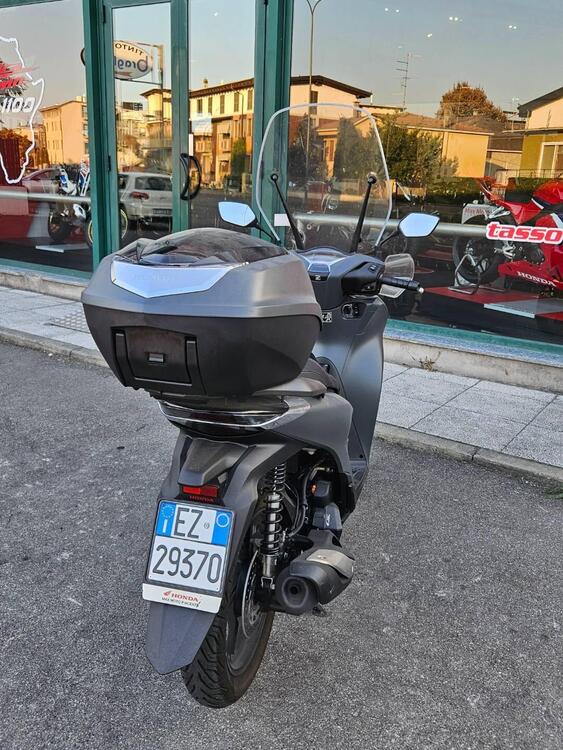 Honda SH 150i Sport (2022 - 23) (2)