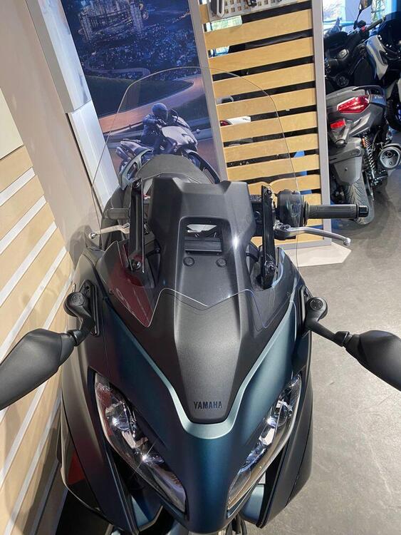 Yamaha T-Max 560 (2022 - 24) (5)