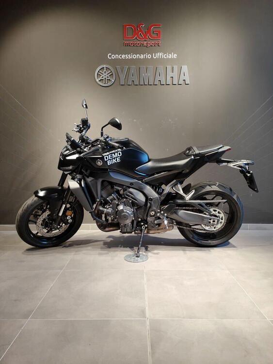 Yamaha MT-09 Y-AMT (2024 - 25) (3)
