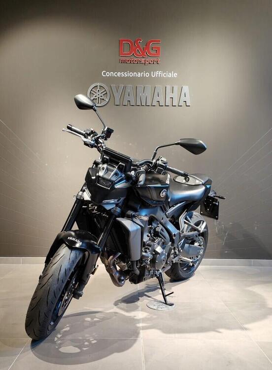 Yamaha MT-09 Y-AMT (2024 - 25) (4)