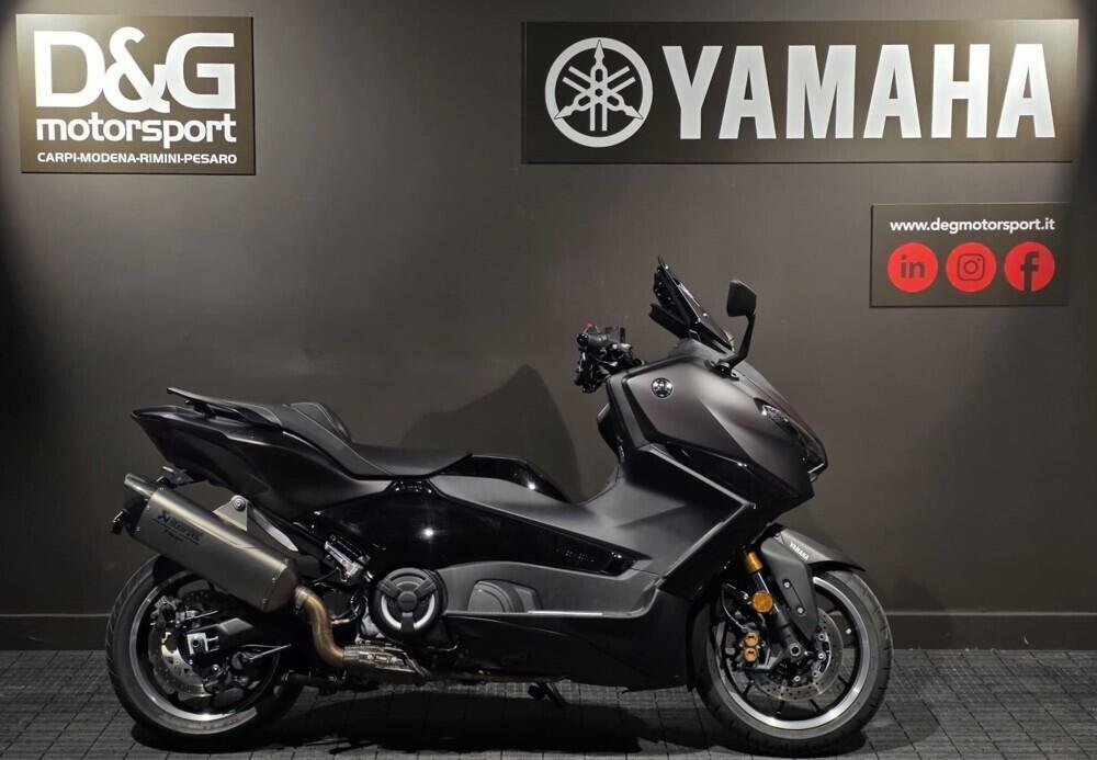 Yamaha T-Max 560 Tech Max (2025)