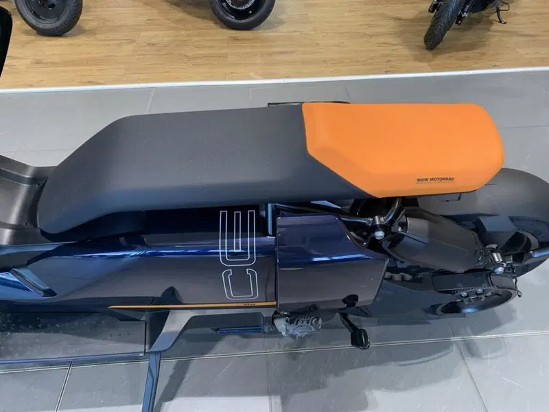 Bmw CE 04 (2021 - 25) (8)