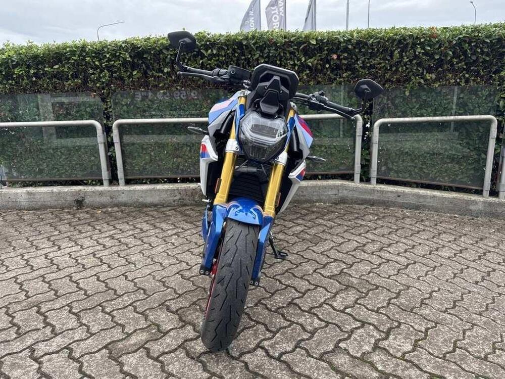 Bmw F 900 R (2025) (2)