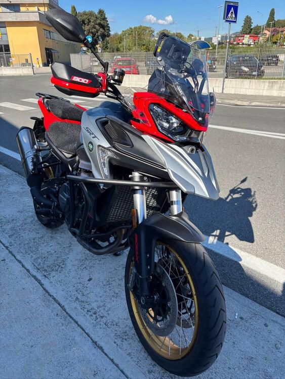 QJ Motor SRT 900 SX (2025) (5)