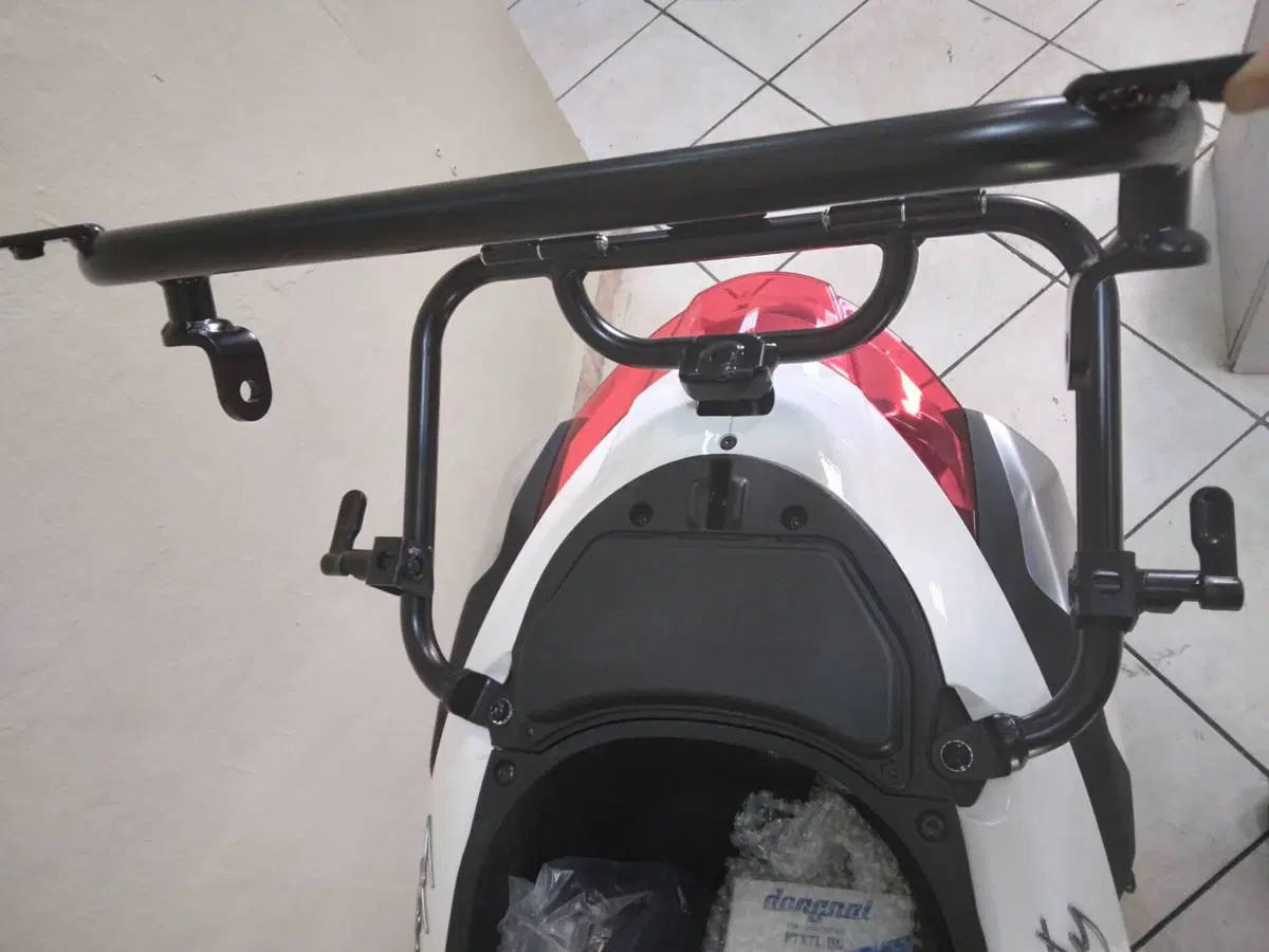 Piaggio Liberty 125 (2025 - 26) (4)