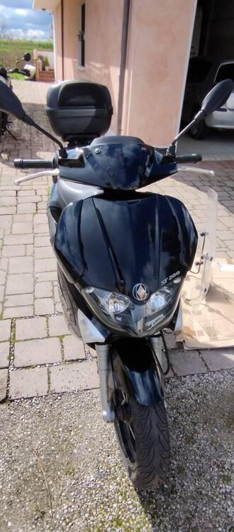 Gilera Runner 200 ST (4)