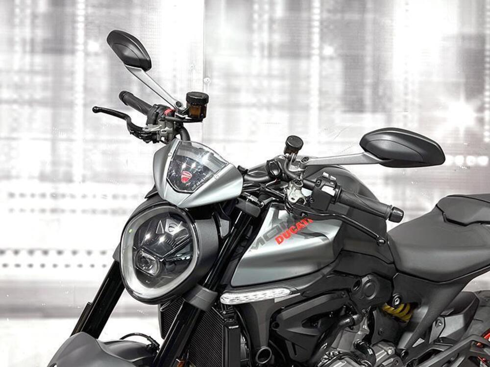 Ducati Monster 937 + (2021 - 25) (5)