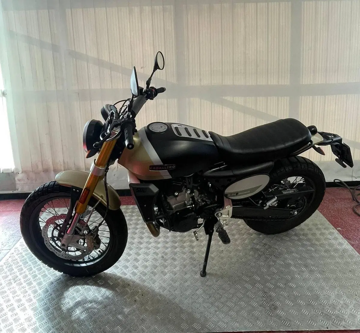 Fantic Motor Caballero 500 Scrambler Deluxe (2021 - 23) (2)