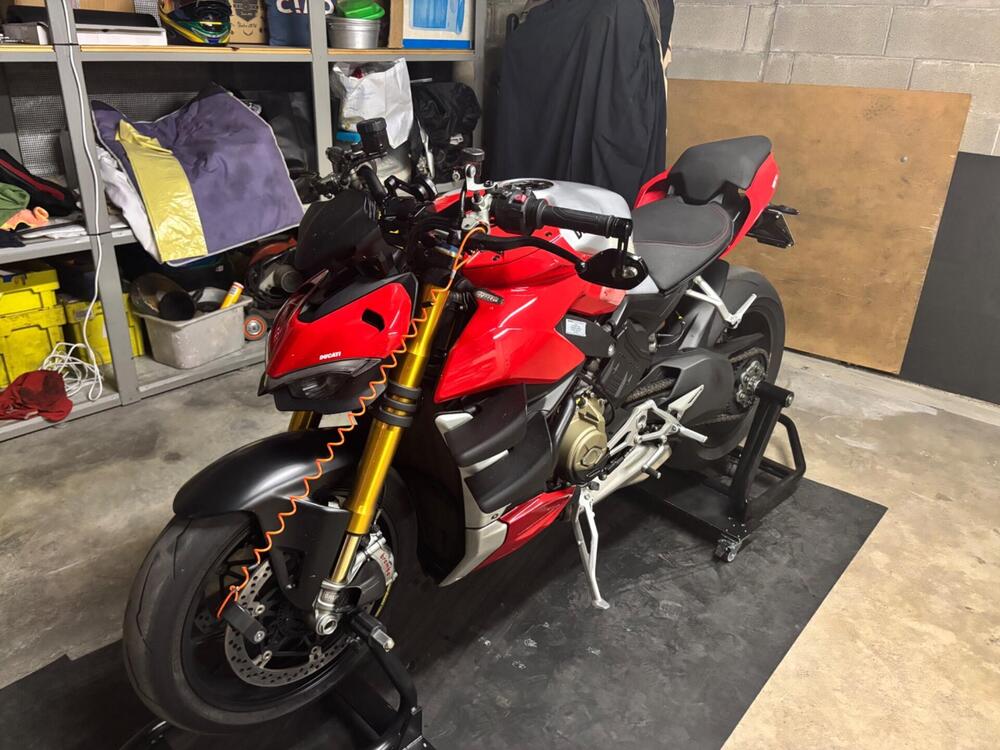 Ducati Streetfighter V4 1100 S (2020) (3)