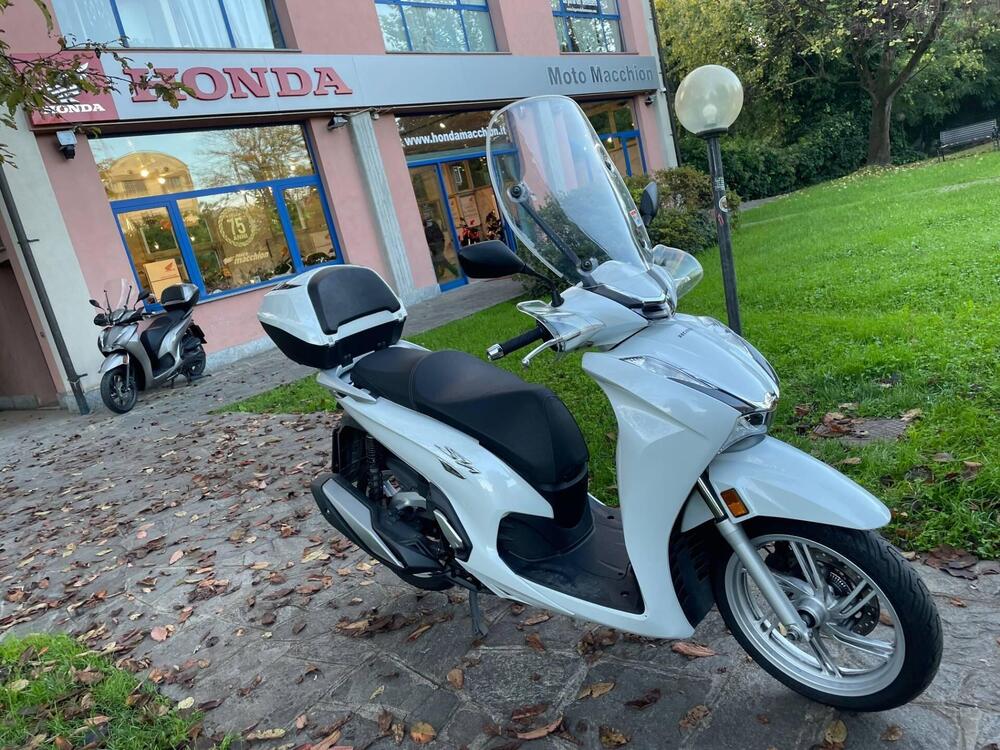 Honda SH 350 (2021 - 24) (2)
