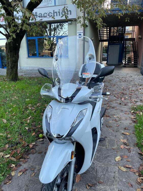 Honda SH 350 (2021 - 24) (3)