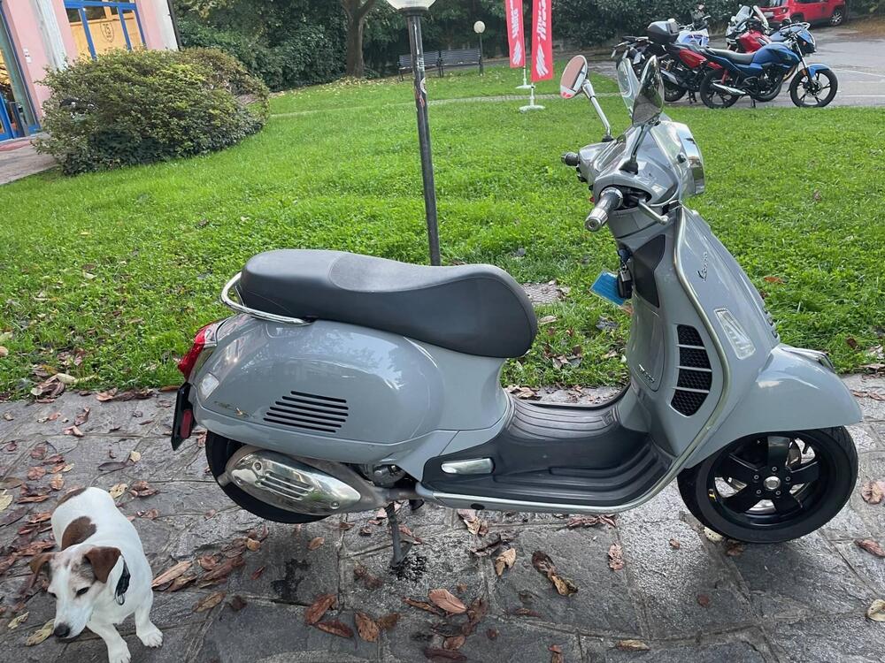 Vespa GTS 300 Super Hpe (2021 - 22)