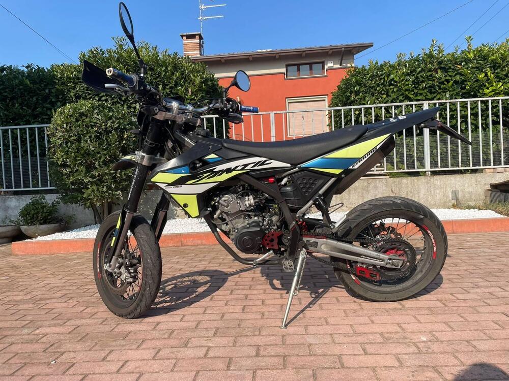 Fantic Motor Motard 125 M Performance 4t (2019) (2)