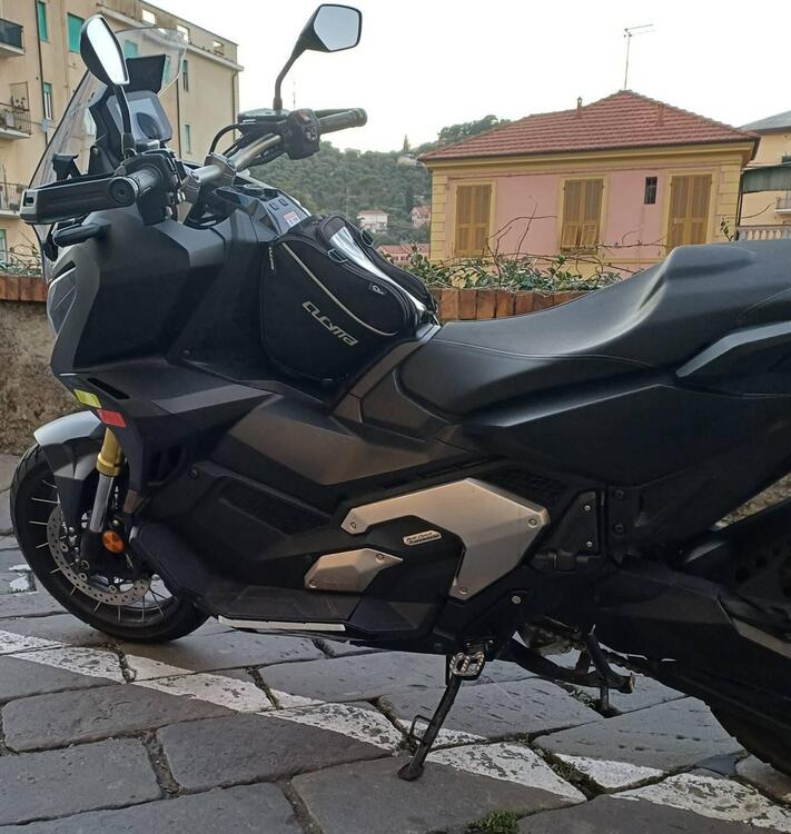 Honda X-ADV 750 DCT (2021 - 24) (4)