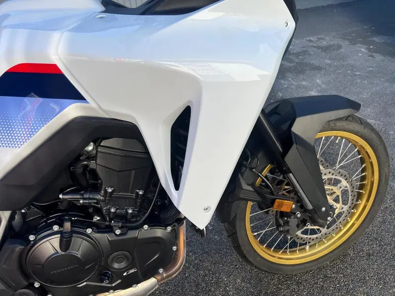Honda Transalp XL750 (2023 - 24) (9)