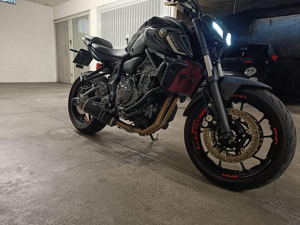 Yamaha MT-07 (2021 - 24)
