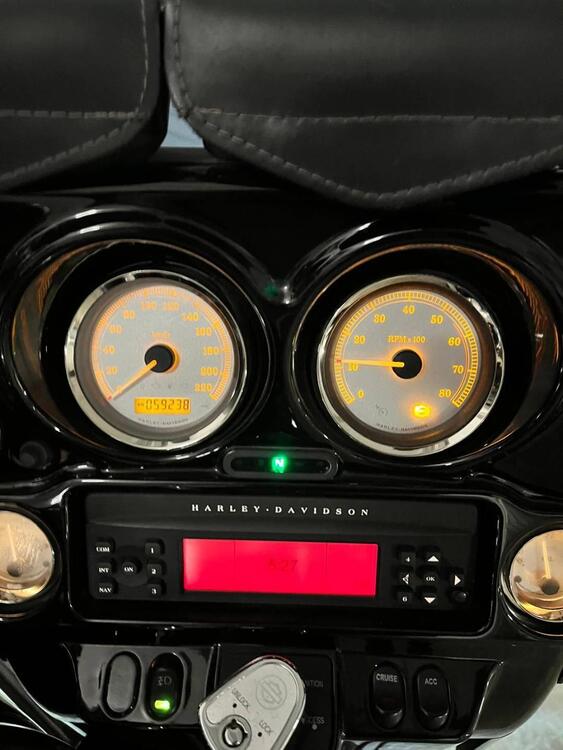 Harley-Davidson 1584 Street Glide (2008 - 10) - FLHX (5)