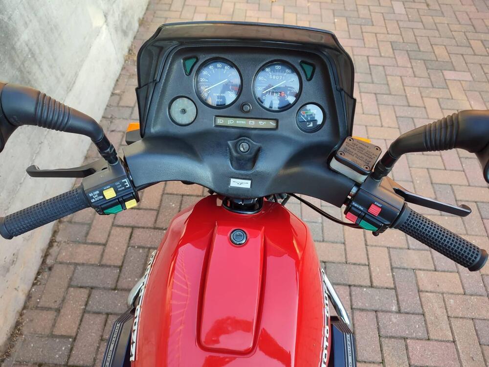 Moto Guzzi T5 850 (5)