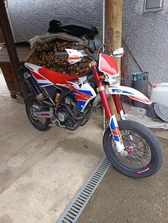 Fantic Motor Motard 125 Casa 4t (2019) (3)