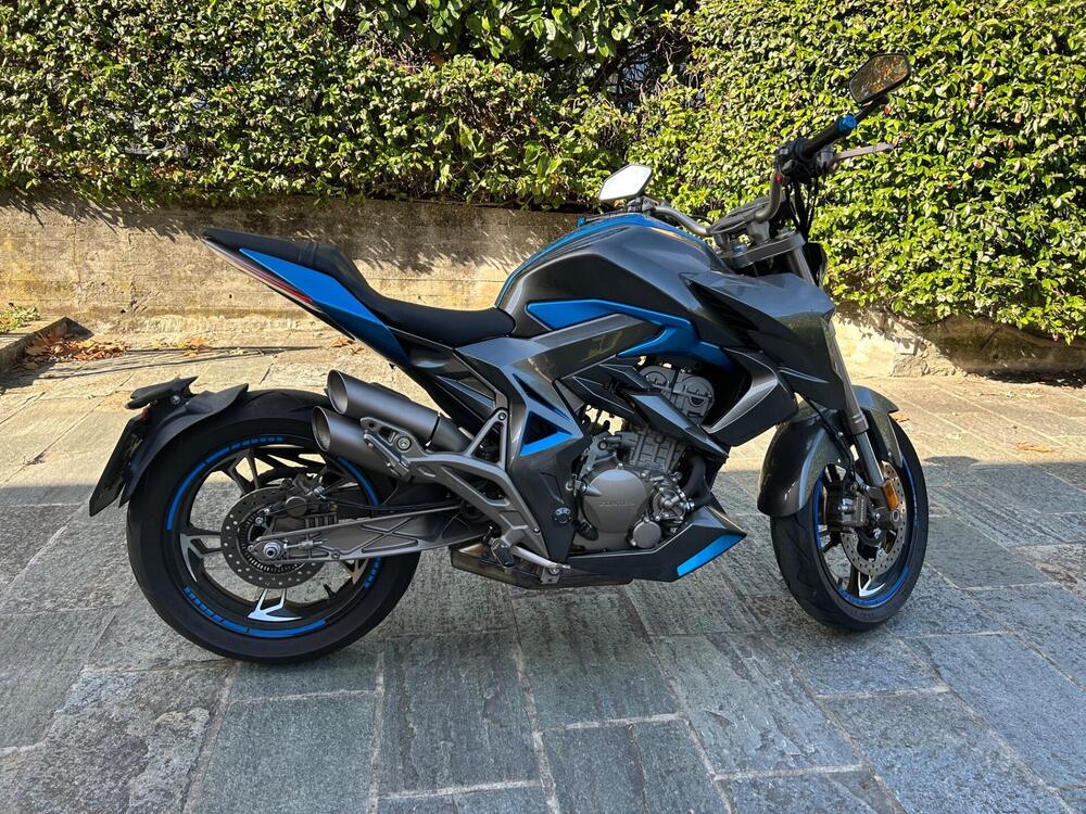 Zontes ZT310-R (2021 - 22) (2)