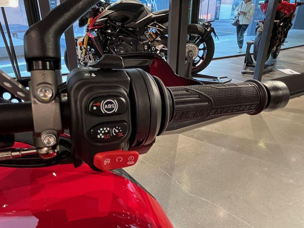 MV Agusta LXP Enduro Veloce (2024 - 25) (3)