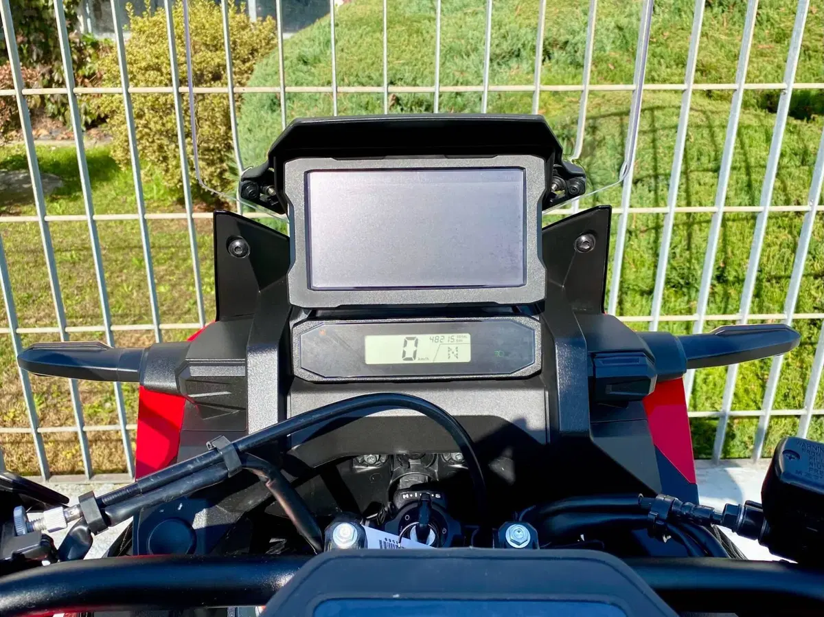 Honda Africa Twin CRF 1100L (2022 - 23) (4)