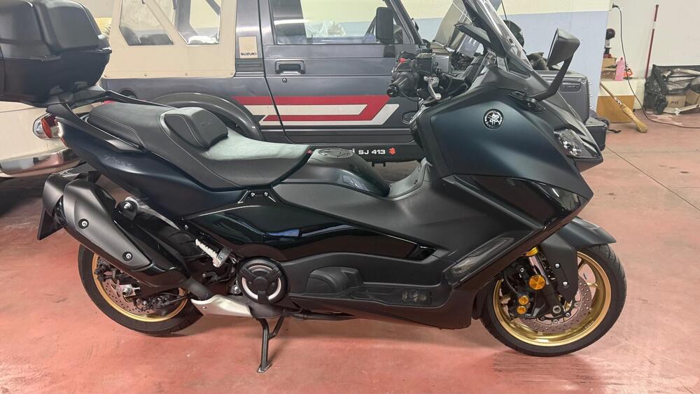 Yamaha T-Max 560 (2022 - 24) (2)