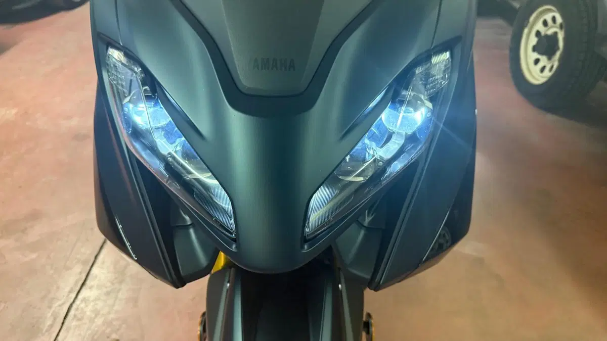 Yamaha T-Max 560 (2022 - 24) (7)